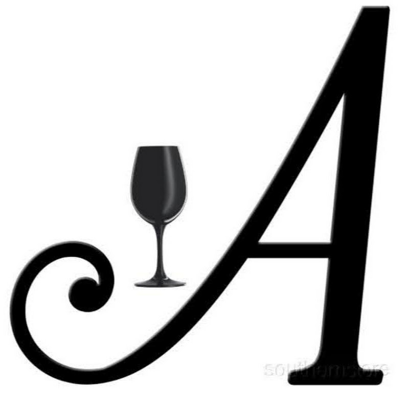 THE WINE ATTACHÉ