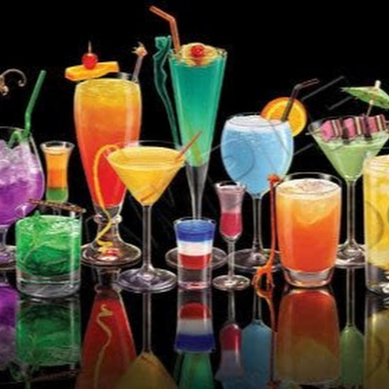 Cocktail Plaza