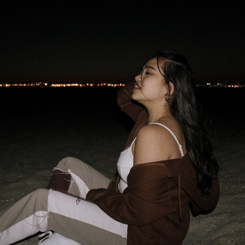 Emilee Estoya icon