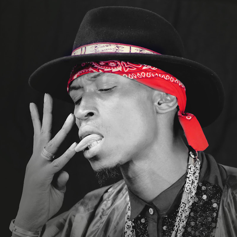 LE FOU