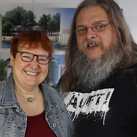 Profile Picture of Unboxing Wikipedia