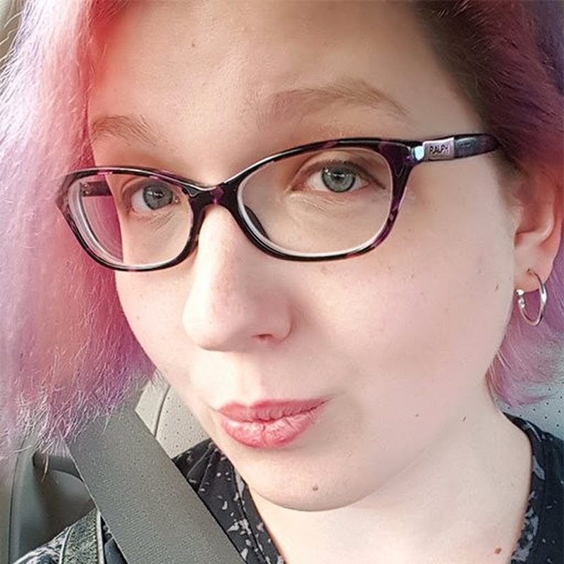 Zinnia Jones