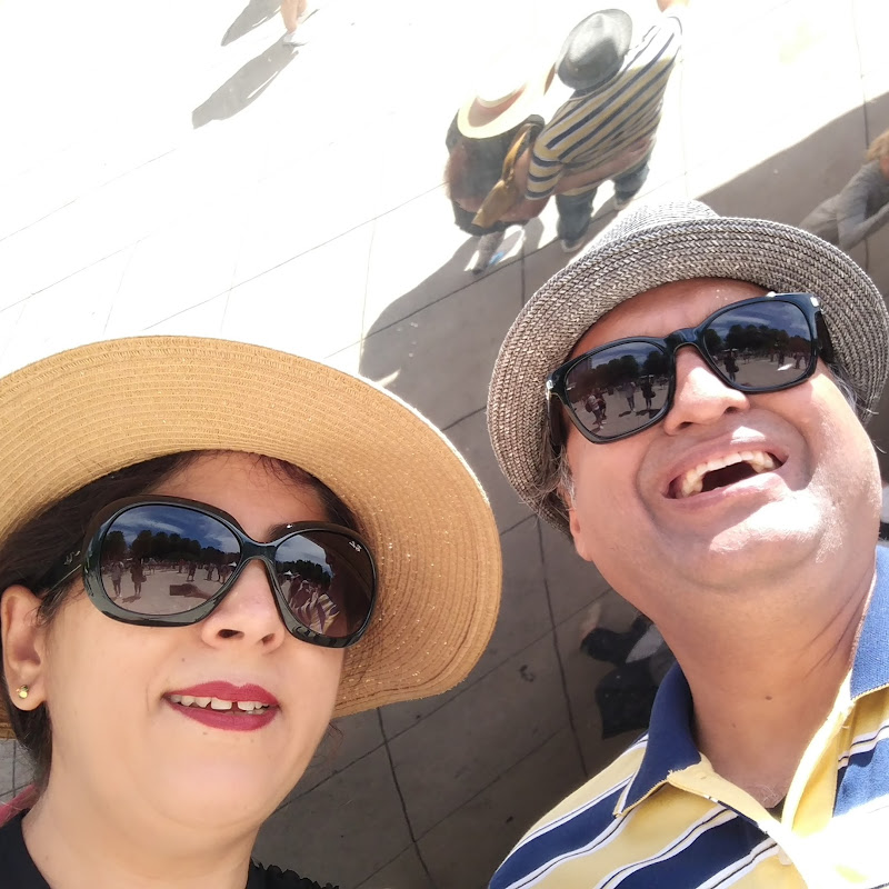 Lone Travelling Couple Manoj And Padma