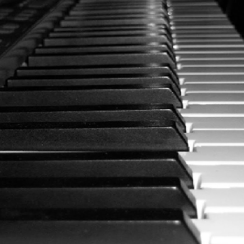 Darren Curtis Music