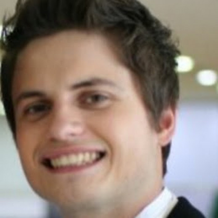 Anton Petrov Net Worth & Earnings (2025)