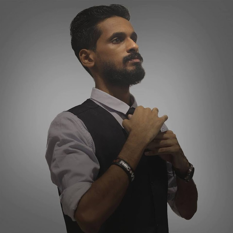 VikarVlogs icon