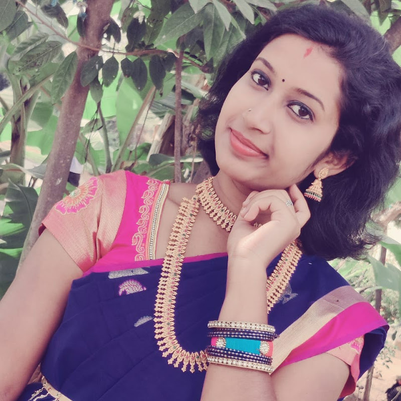 Aayushi R S