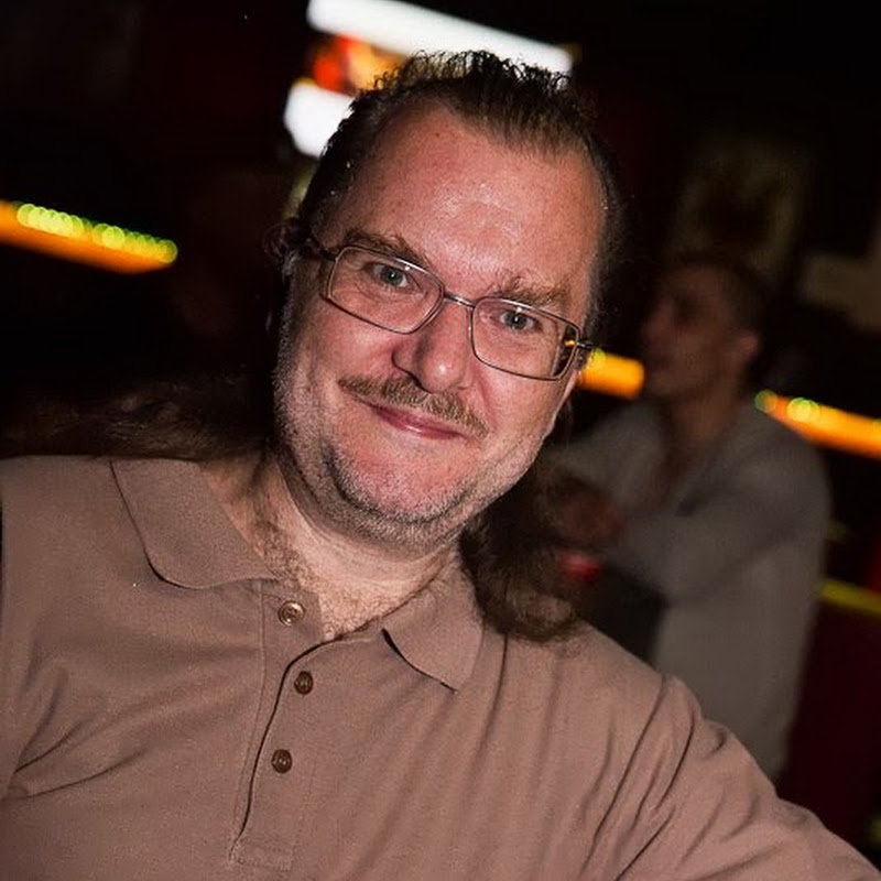 Robert Nikon