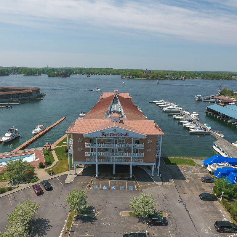 Riveredge Resort