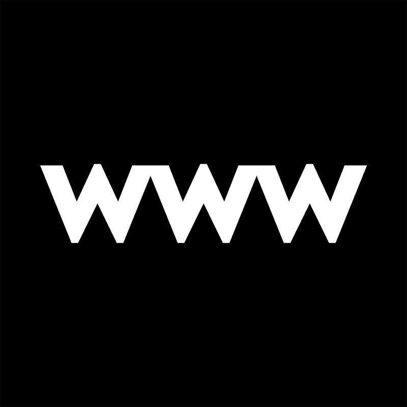 WhoWhatWear Logo