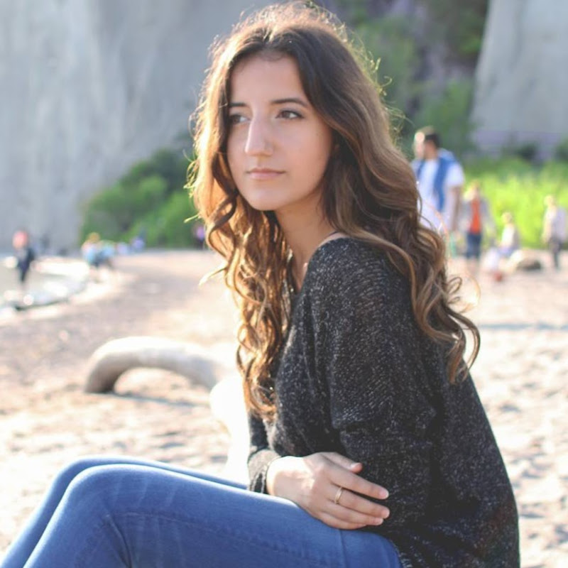 Caitlin's Corner Logo