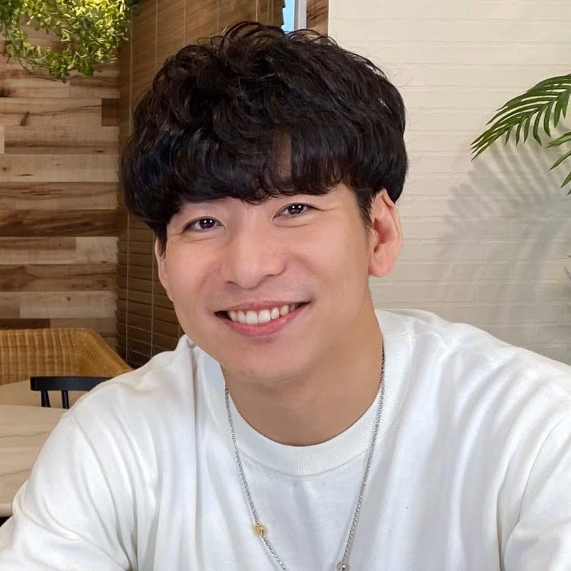 小玉歩【スキルを活かしてオンライン起業】のサムネイル