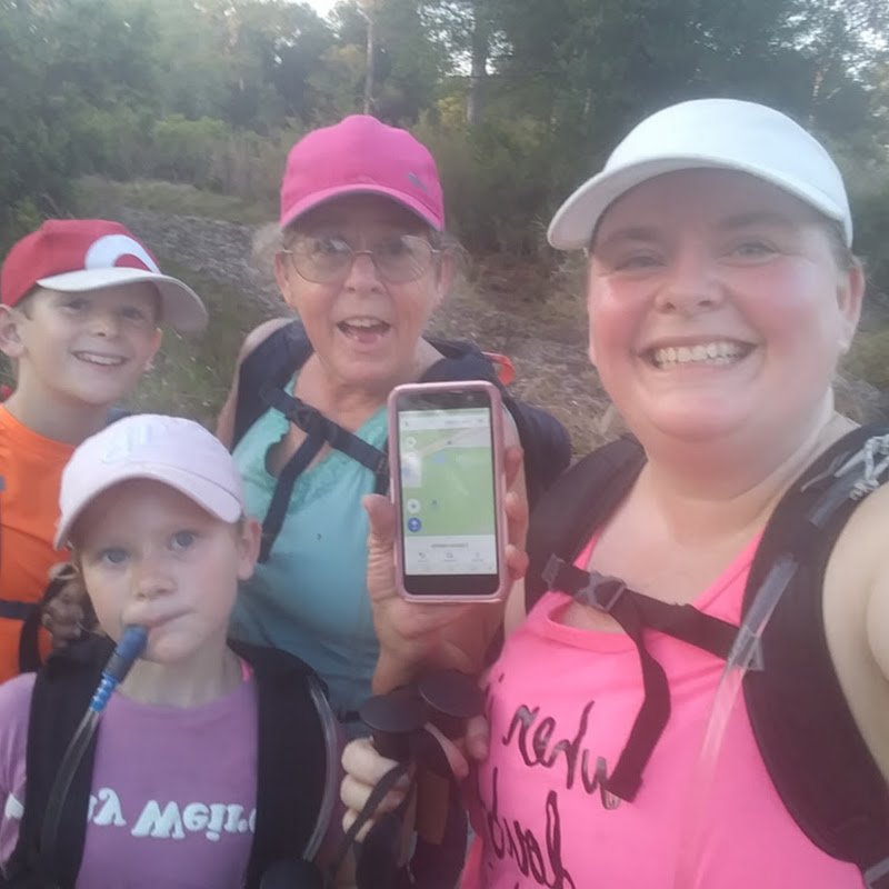 That Hiking Family