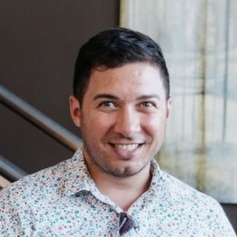 Ali Mo