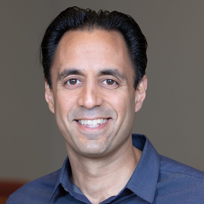 Deepak Malhotra Logo