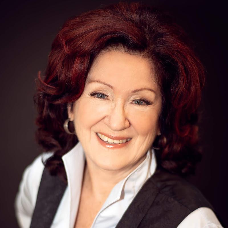 Dr. Sue Johnson
