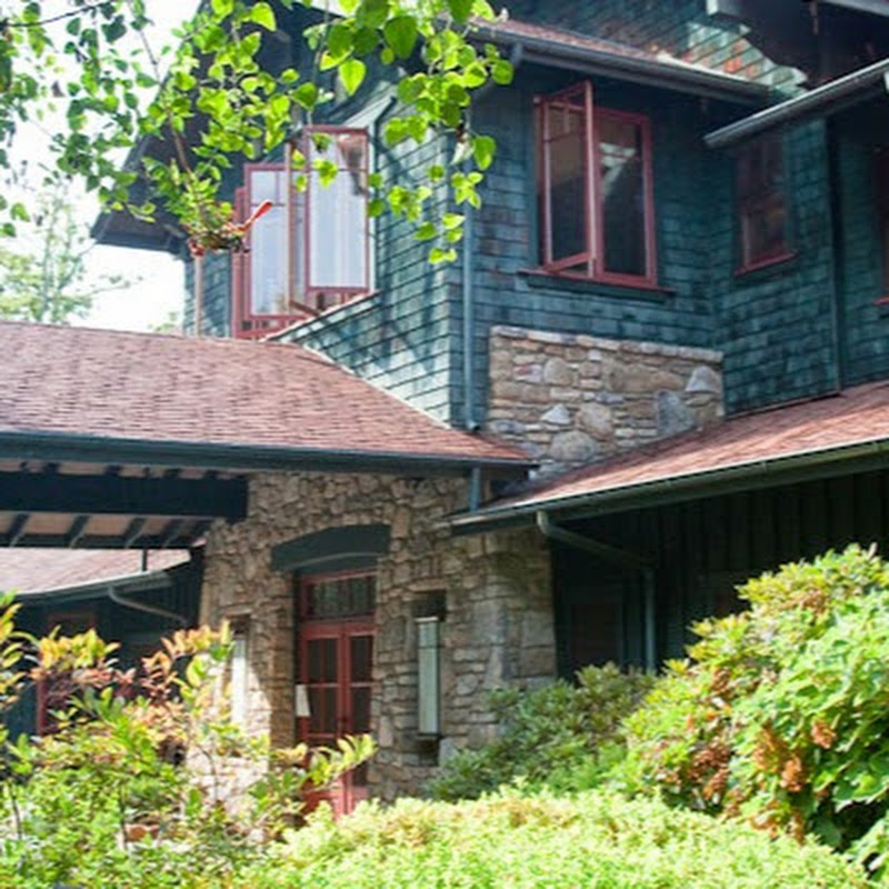 Sourwood Inn