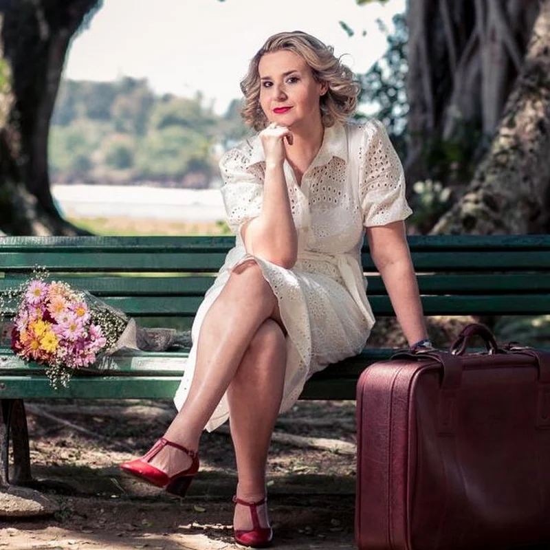 Débora Motta cantora