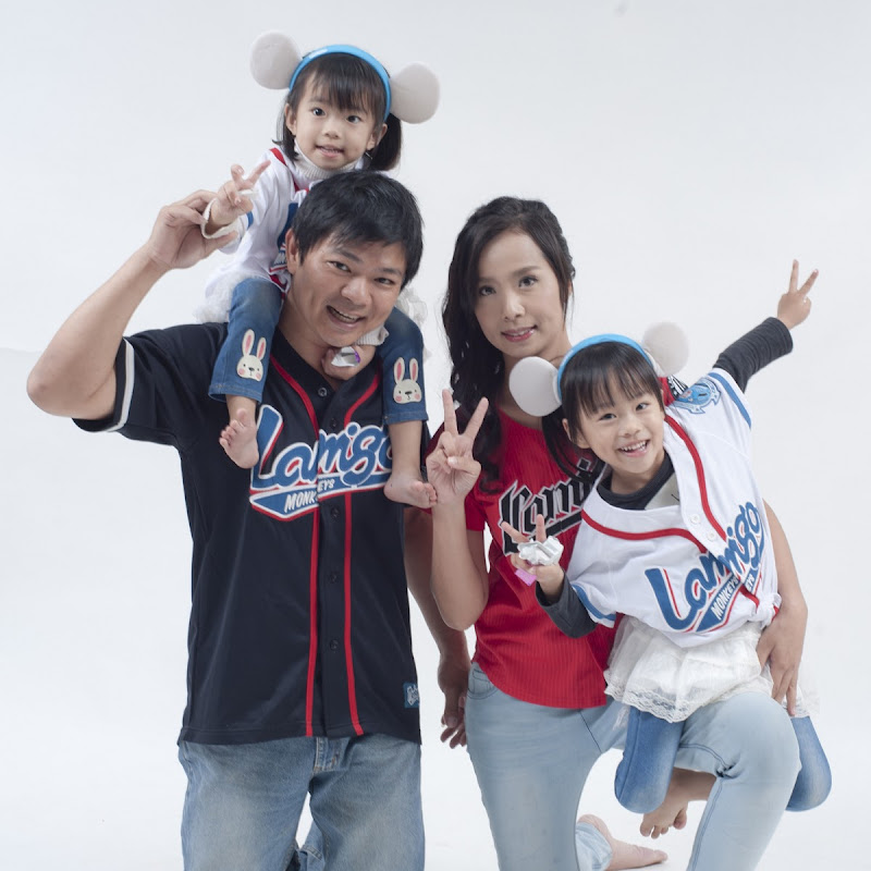 Sunny day晴天拔拔 Logo