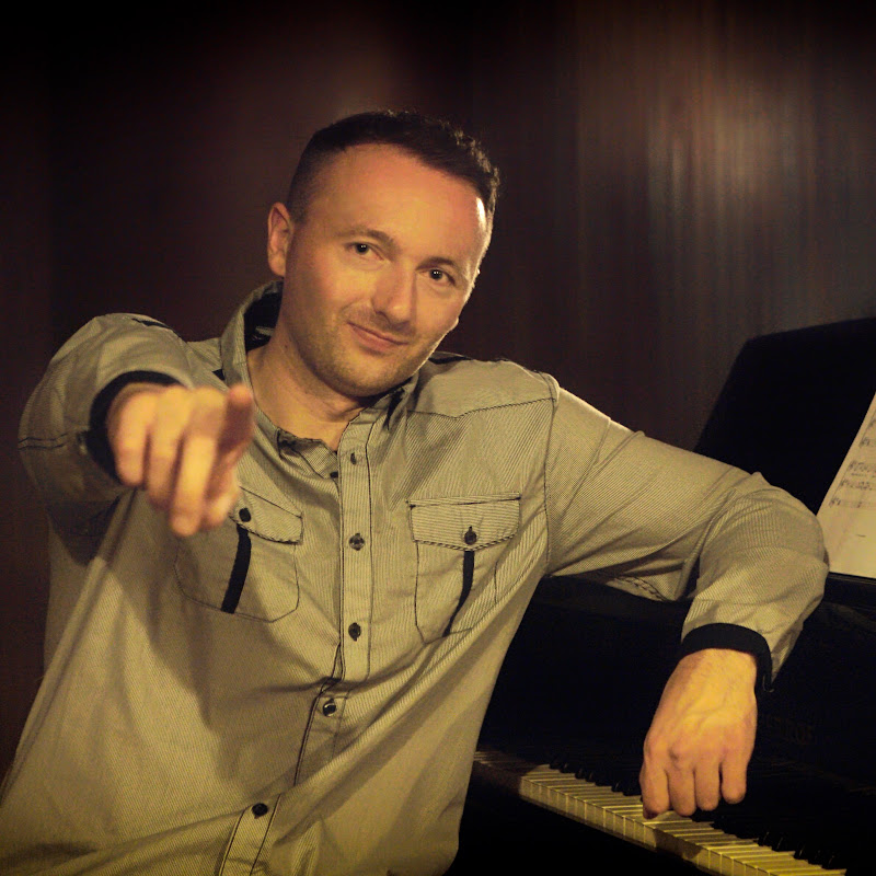 TOMASZ TOKARZ Official