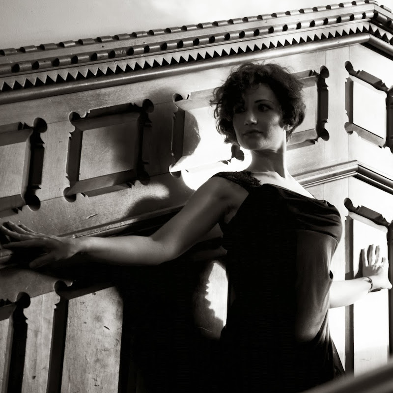 Chrisa Assis _ Bautanz - Constructing Dance