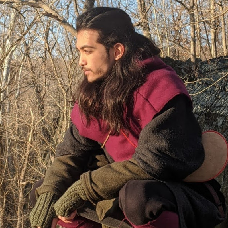 Living Anachronism Logo