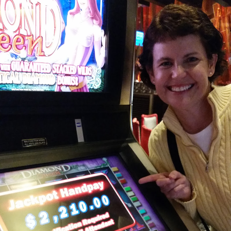 Beth Loves Vegas