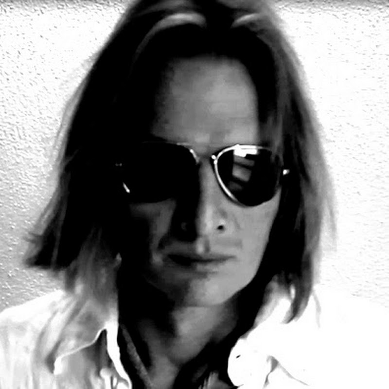 Tomek Szott