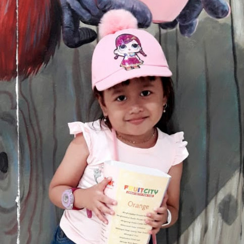 Nadine Nadiva Azzahra