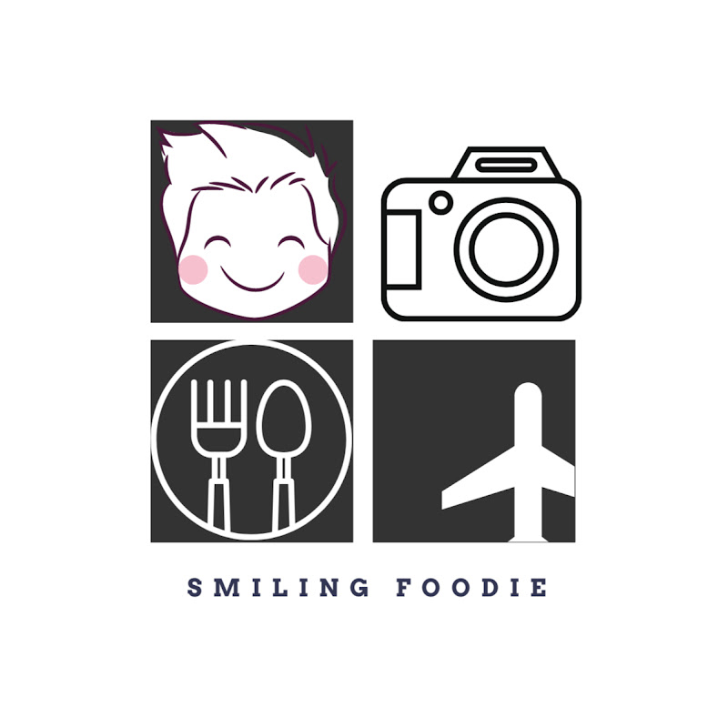 Smiling Foodie