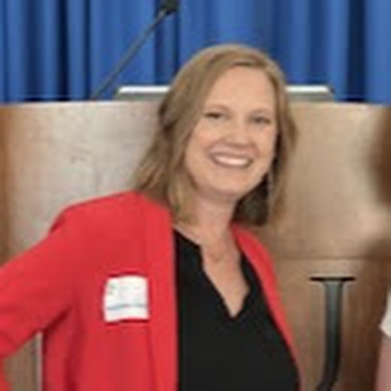 Sarah Wolters