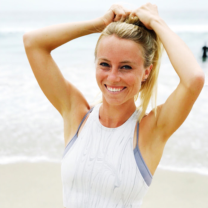 Autumn Bates Net Worth & Earnings (2026)