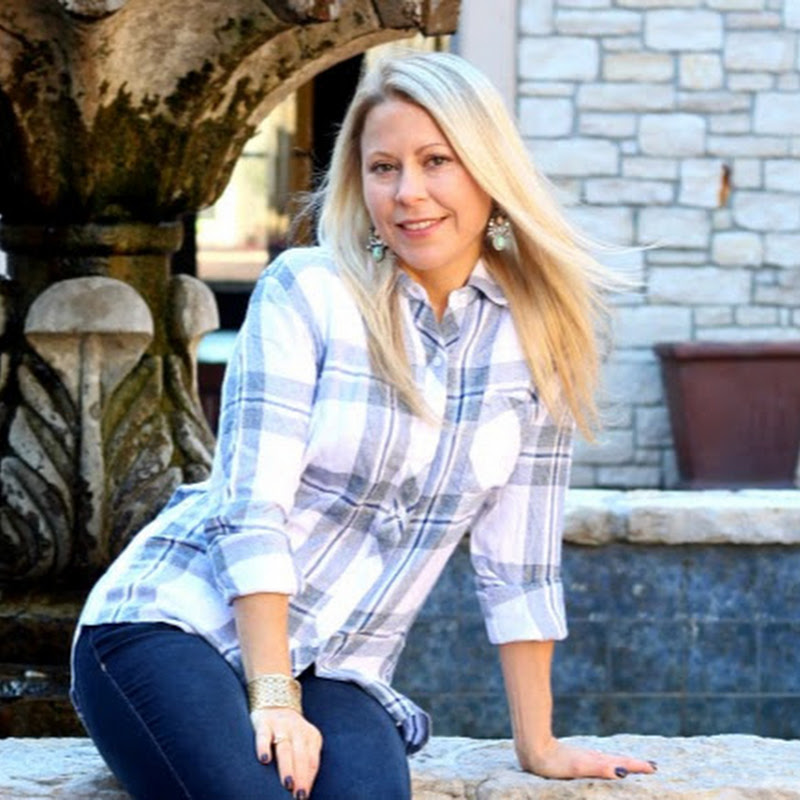 Kim Lee