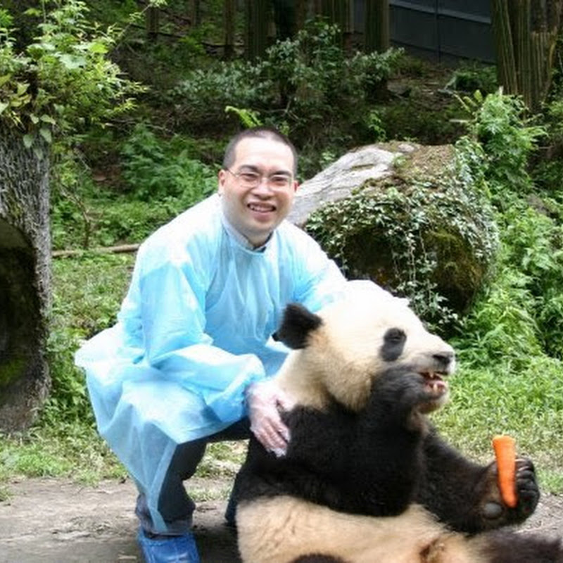 劉博 Eric Lau logo