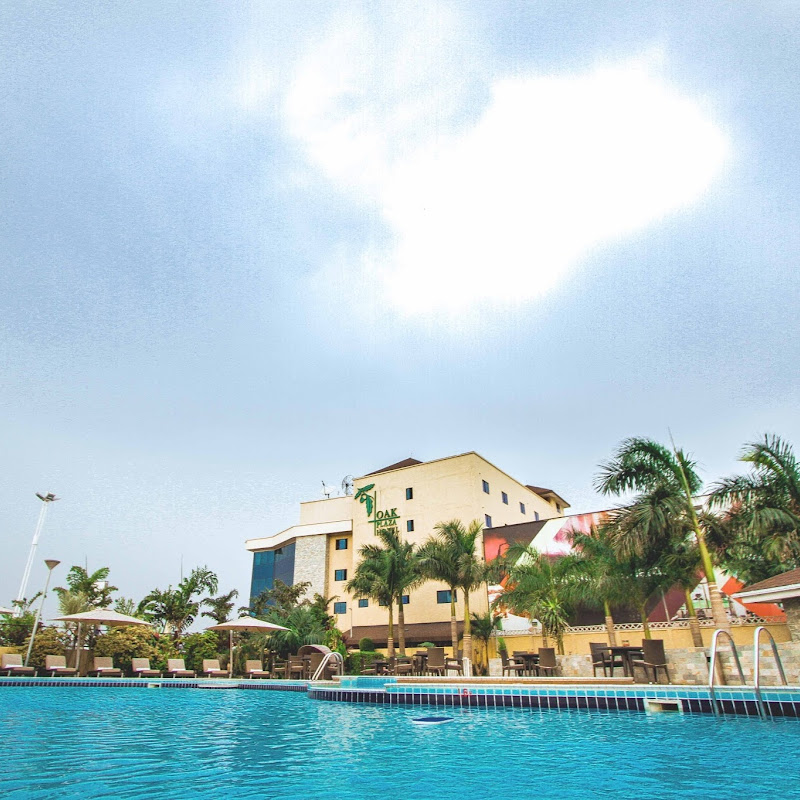 Oak Plaza Hotel, East Airport