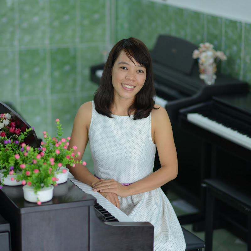 Trung Tâm Âm Nhạc & Giáo Dục Upponia