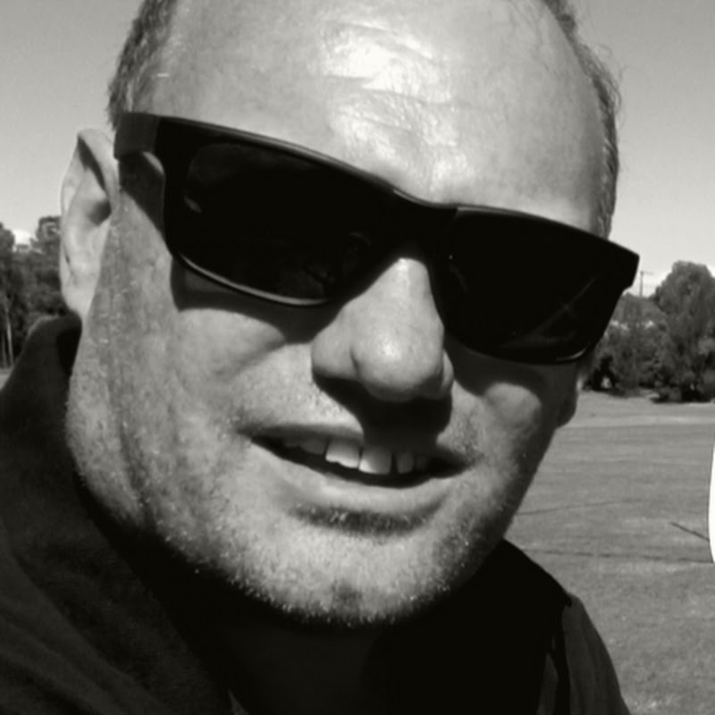 Hire Andre's Tech Review — Tech & Science YouTube creator for sponsorships