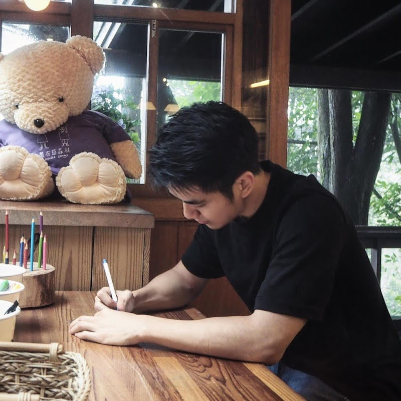 DeSharing 阿得 Logo