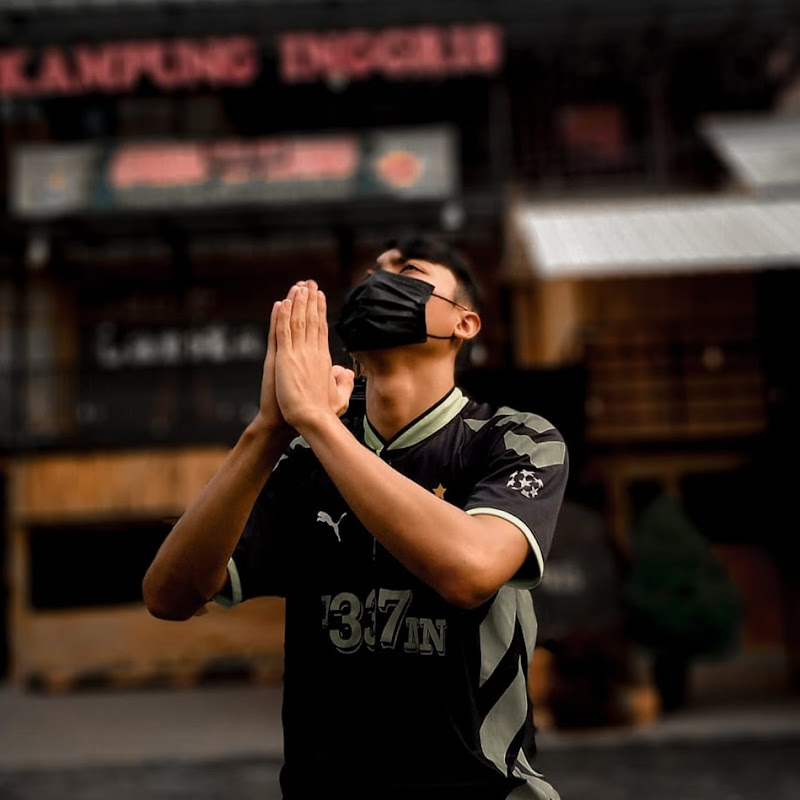 Akmal Nur Aluna
