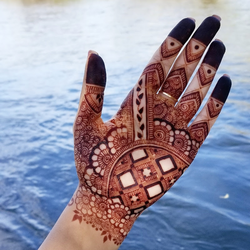 Ayyari Henna icon
