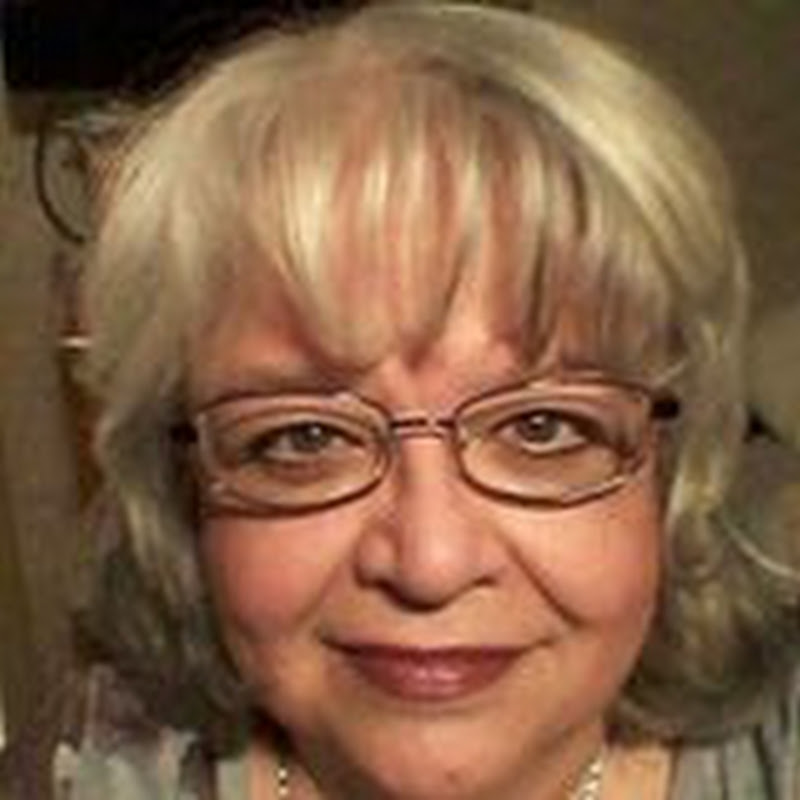 Jeanette Cobb GeoMazing Paper Crafts TM (GeoMazingPapercrafts) icon