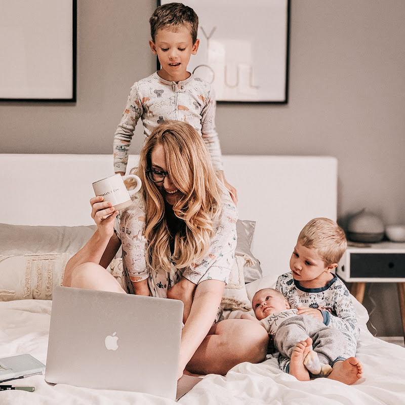 Baby Product Reviews, Birth & Parenting Tips