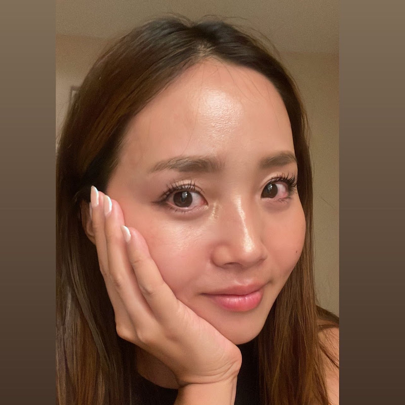 Yuri Leeのサムネイル