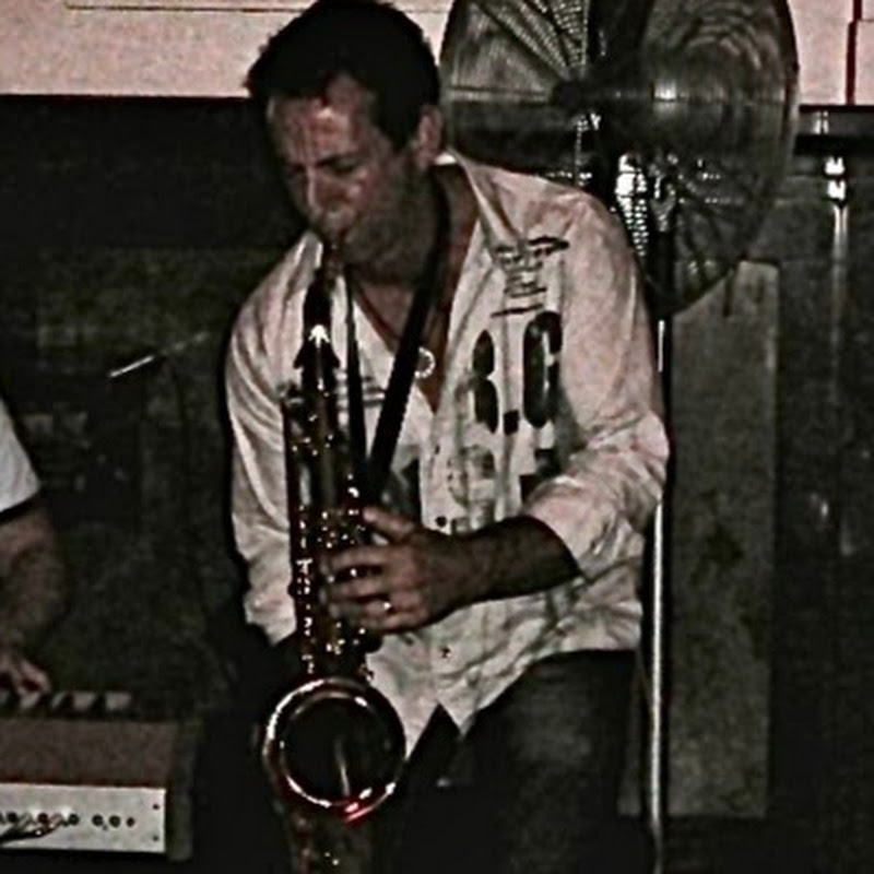 Neil Osborne-Saxophonist