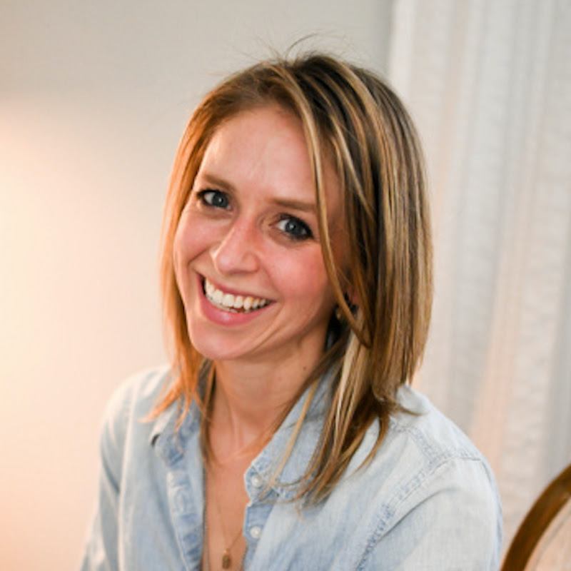 Sarah Canney (RunFarGirl)