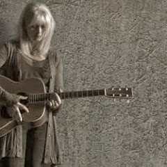 Emmylou Harris - Topic