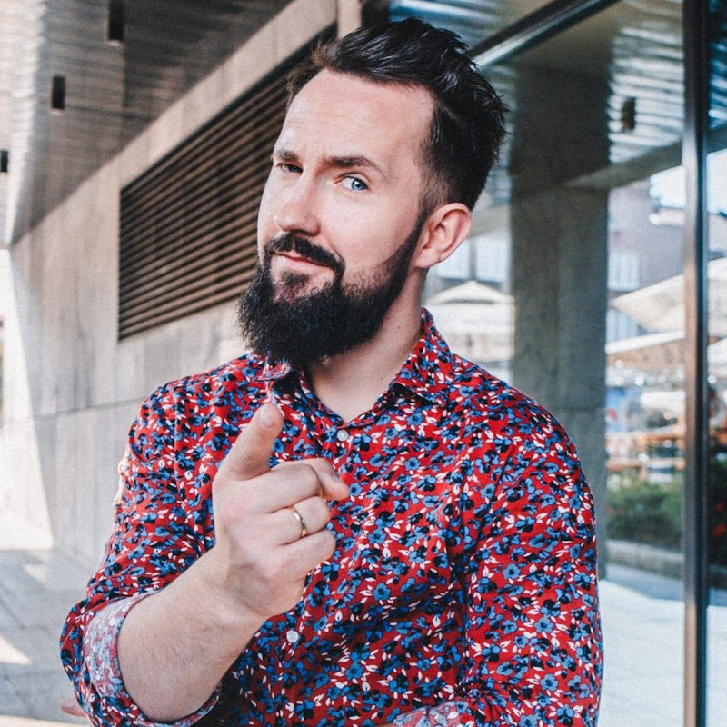 Damian Olszewski - Praktycznie o pieniądzach