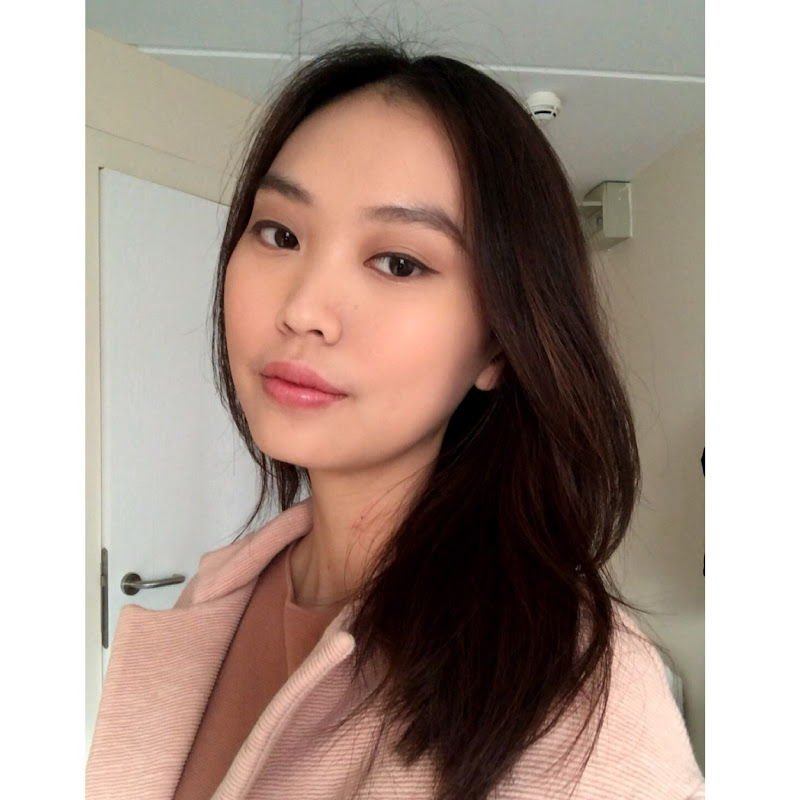 Claudia Santoso