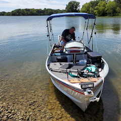 Right side of the boat Fishing