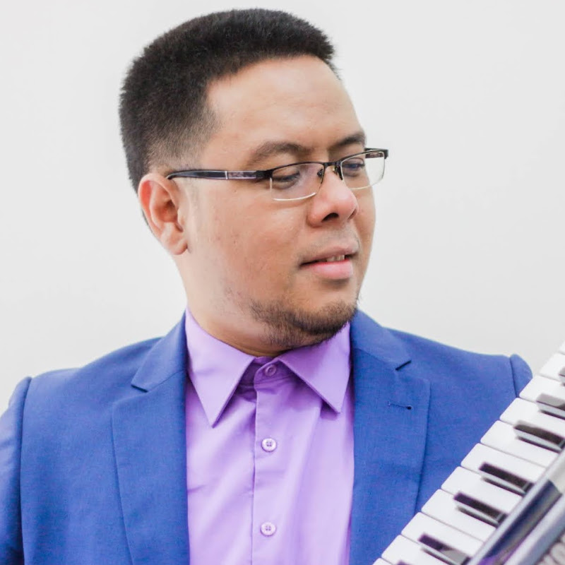 John Merrill Peña